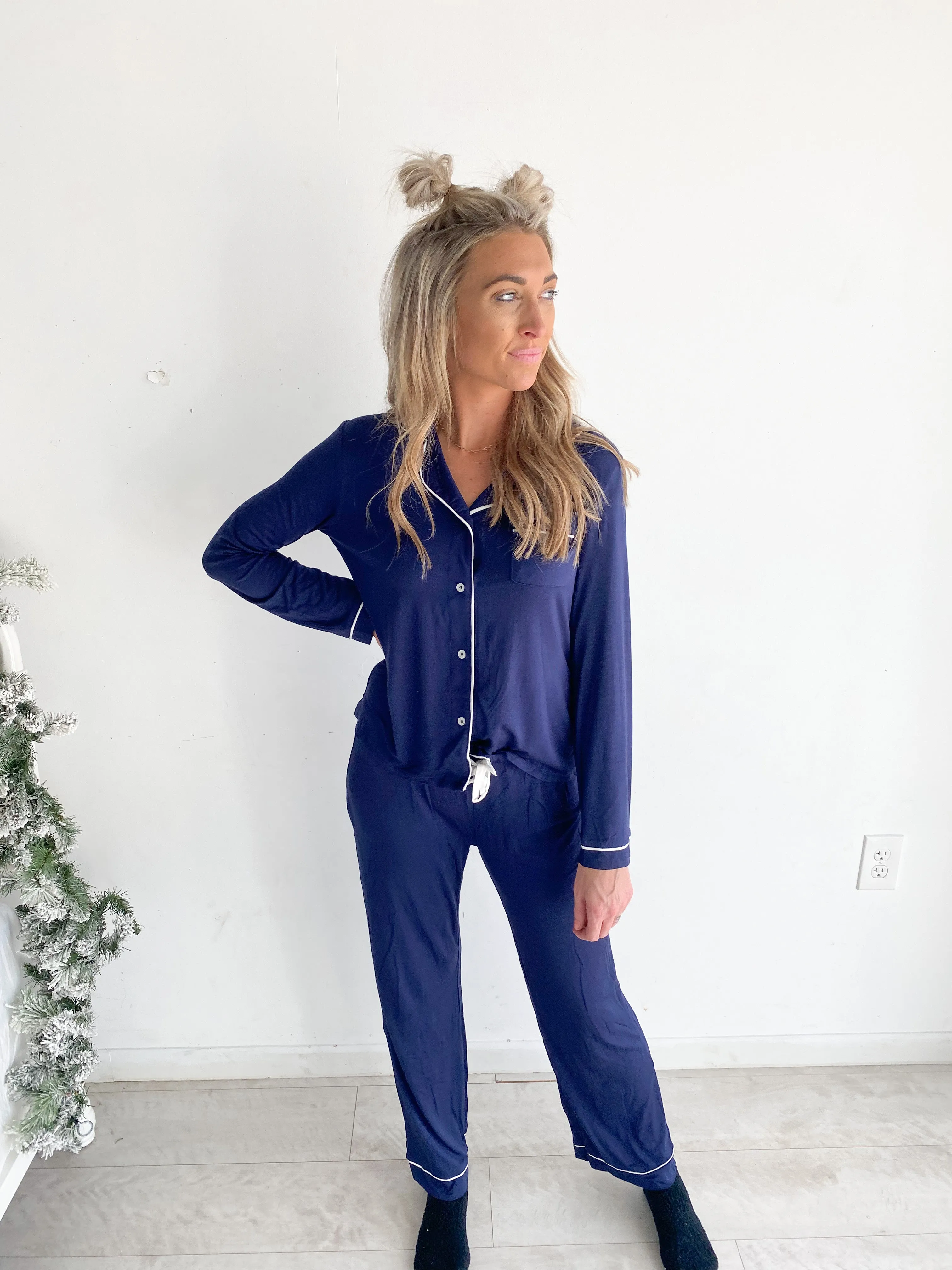 Lily Buttery Soft Navy   White Pant PJ Set